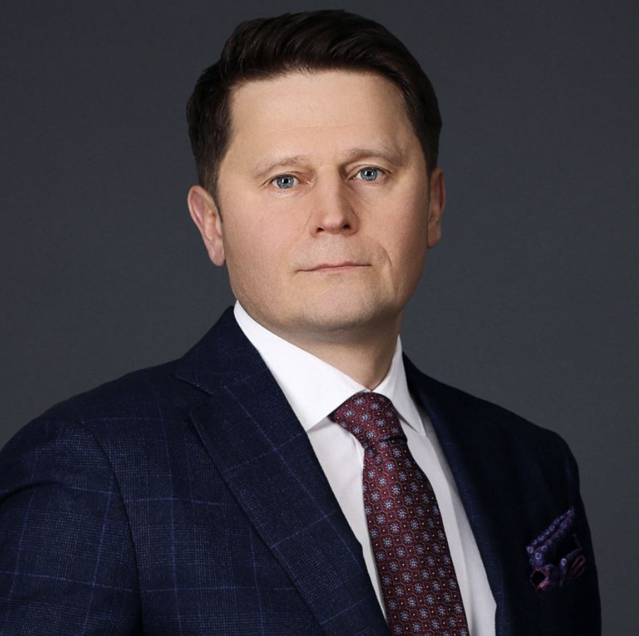 Артем Панин, заместитель директора Alcon Development