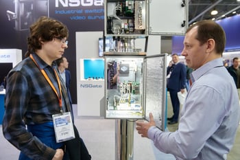 Здание министерства обороны в москве панцирь-1с. Выставка экспо. Защита москвы 2023. Выставка гаджетов 2023 москва. Sekurika 2023 фото.