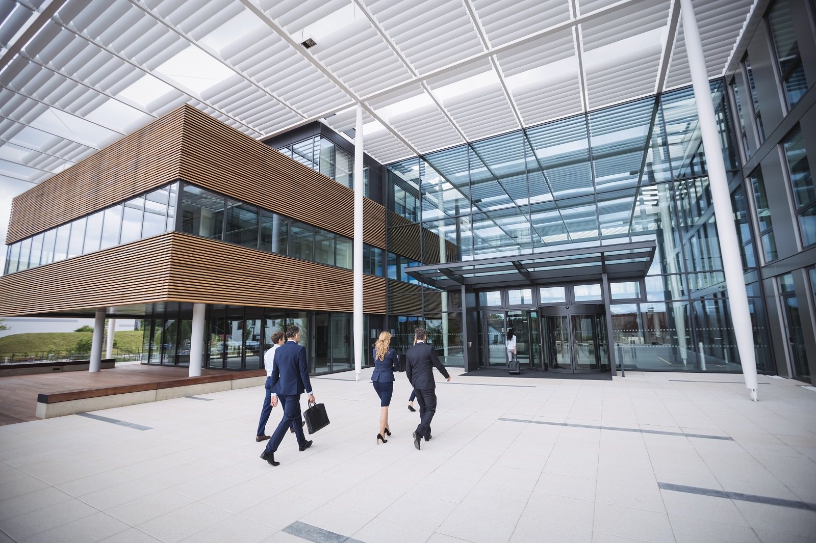 business-people-entering-in-to-an-office-building