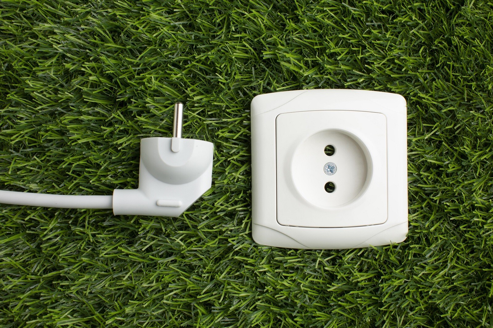 top-view-socket-with-charger