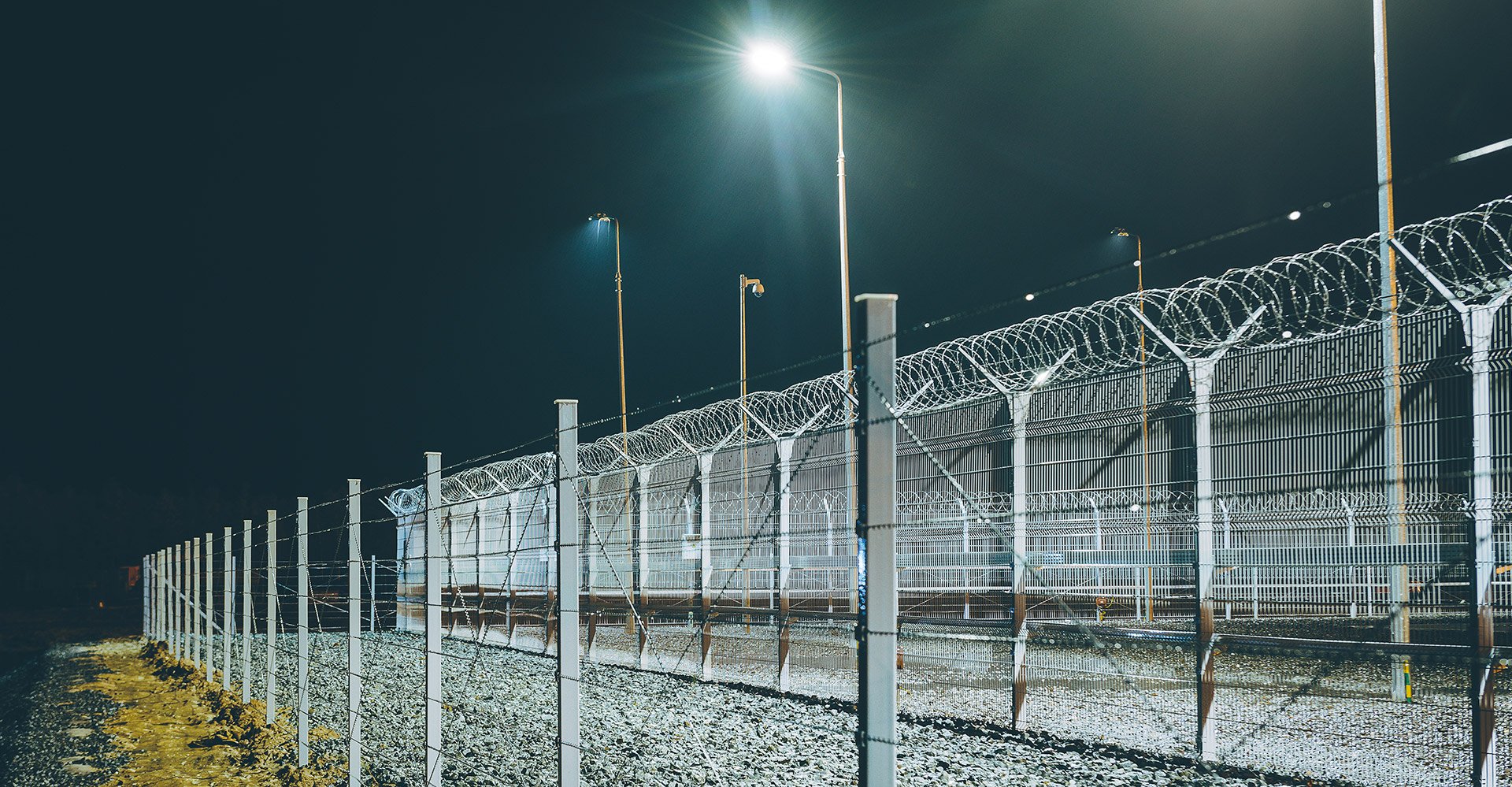fence-light