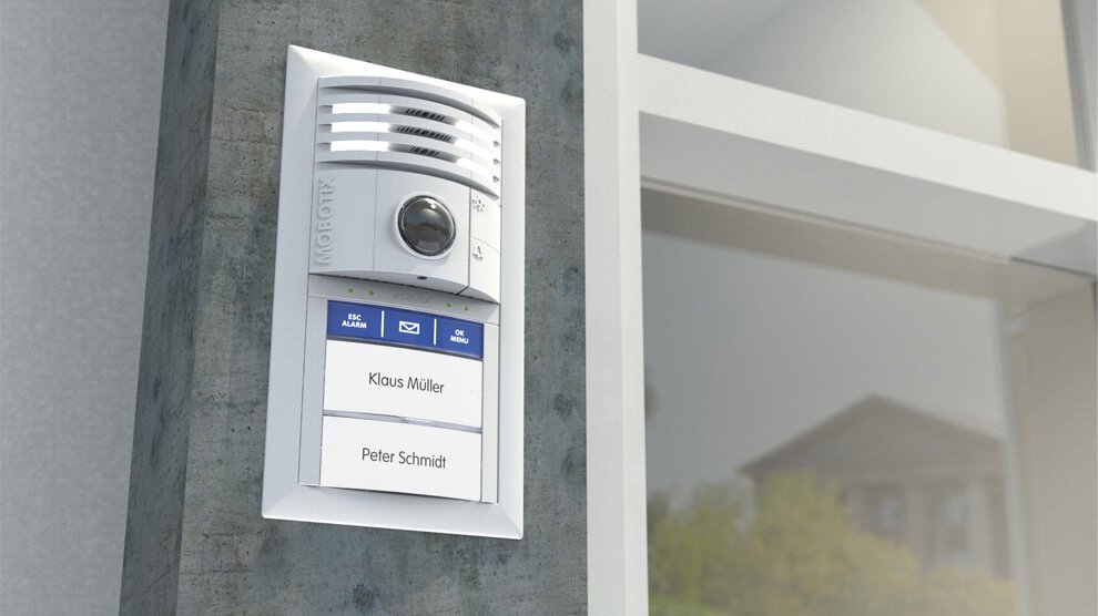 Модульные IP-видеодомофоны Mobotix в предложениях 