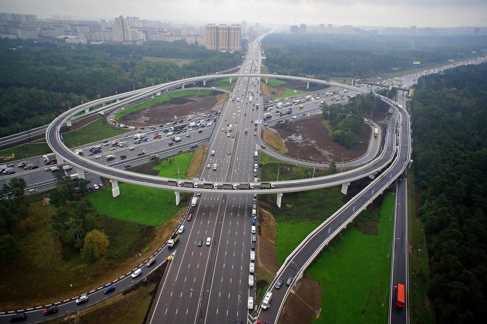 Транспортный центр город москва. Развязка МКАД И Волгоградский проспект. МКАД Москвы магистраль. Транспортные развязки Москвы. Съезды МКАД Москва.