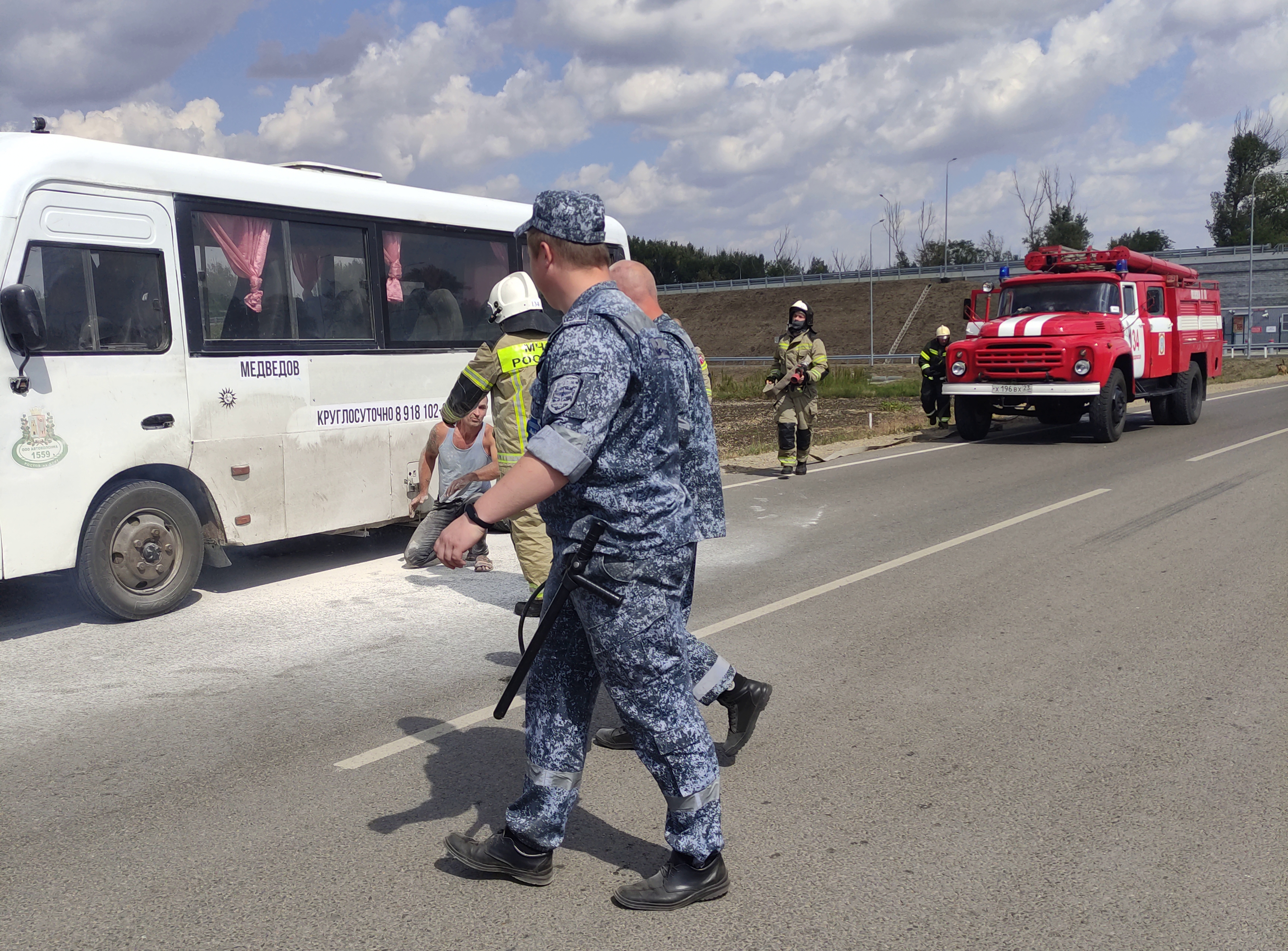 тушение пожара в автобусе