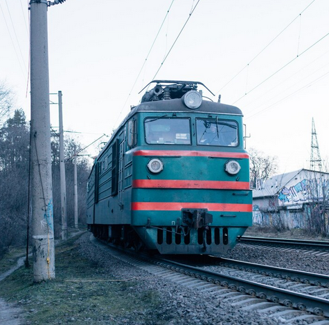 поезд