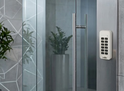 Smartec ST-SC212EK-WT – автономный контроллер доступа с клавиатурой и считывателем EM