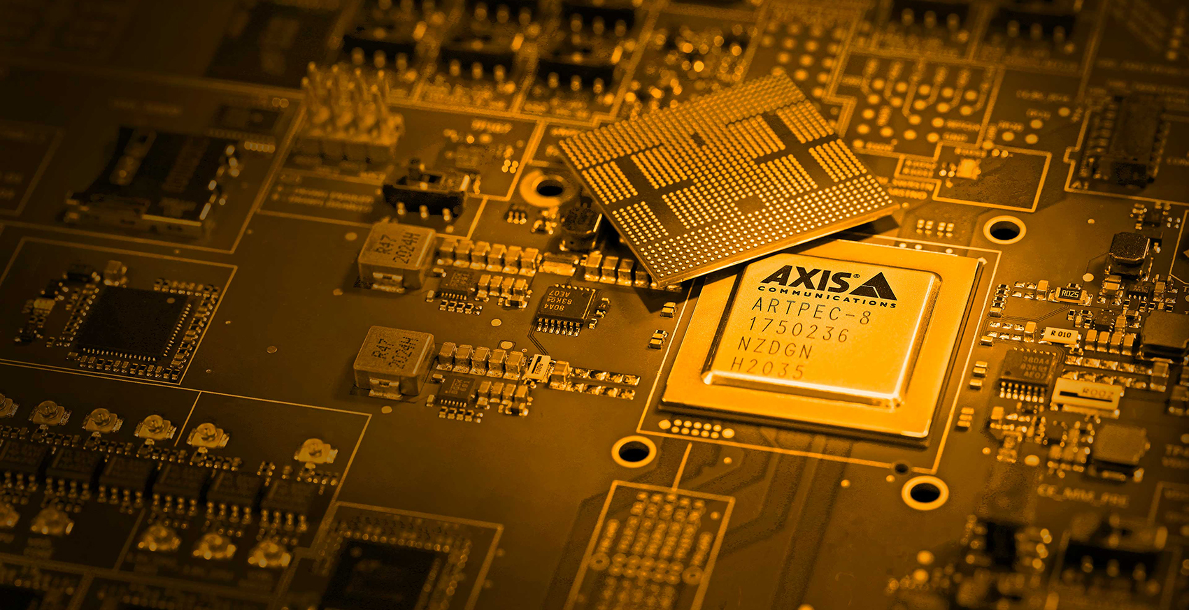 Axis Communications выпустила обновленную версию платформы ACAP и фирменный системный чип нового поколения ARTPEC-8 с поддержкой аналитики на базе глубокого обучения